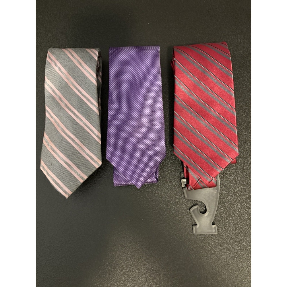 Lot Of 3 Michael Kors Men's Silk Pointed Tie - 1 NWT - 2 Pre-owned
